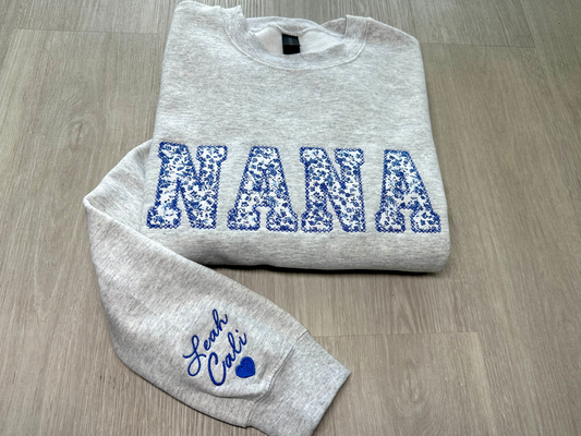 Personalized Nana Sweatshirt Gift , Personalized Embroidered sweatshirt, Women’s Clothing ,Mothers Day Gift , Birthday Gift, mama sweatshirt
